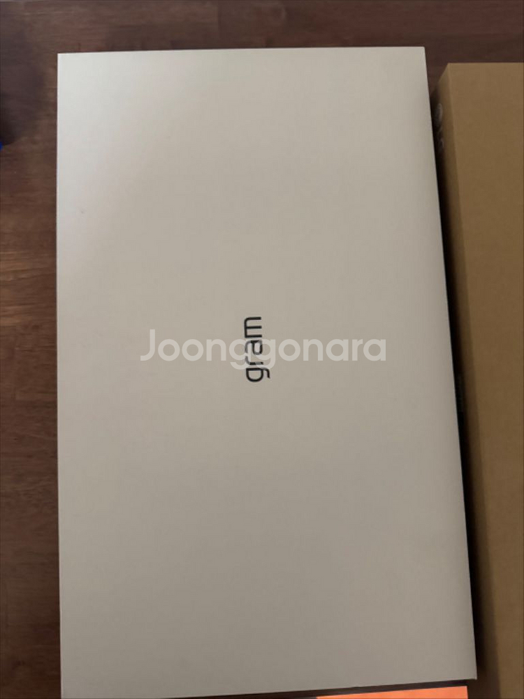lg 16z90tp-ga5bk--1