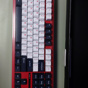aula f108 pro 키보드 팝니다 레드 풍령축