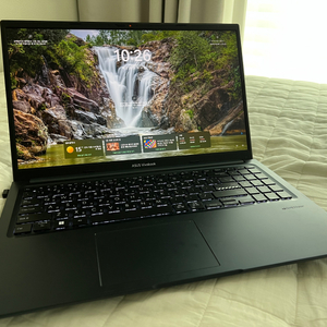 ASUS 비보북 15 노트북 판매합니다.