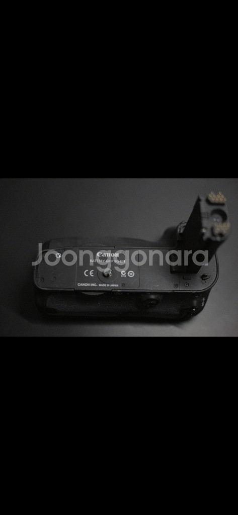 정품 BG-E11 5D mark 3 (오막삼) 세로그립--0