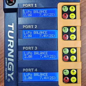 터니지 4X6 RC 충전기 판매합니다