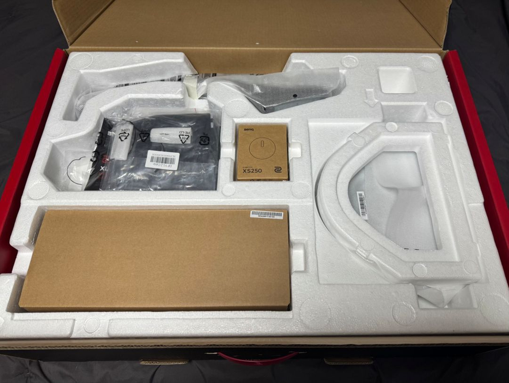 xl2746k 팝니다.--1