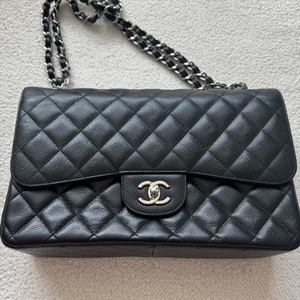 급처) 샤넬 클래식 캐비어 라지 은장 23번대