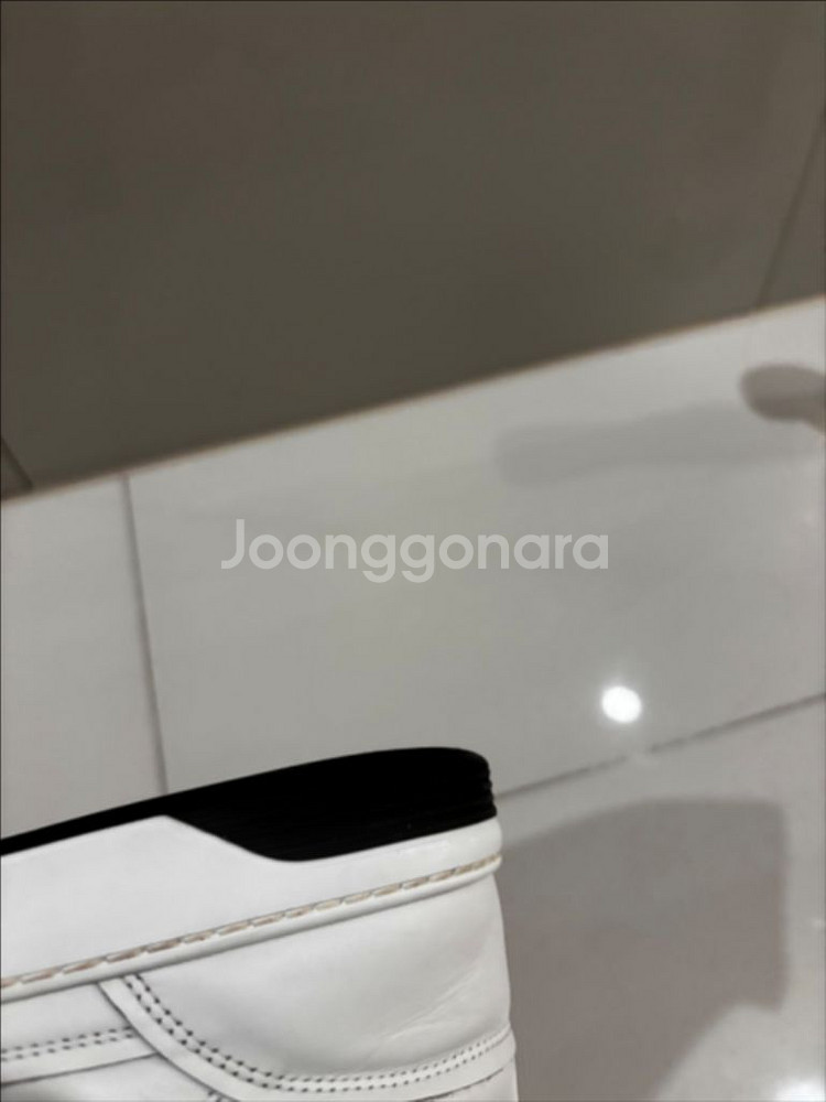 (새상품급)샤넬 카프 스니커즈 샤넬조던--3
