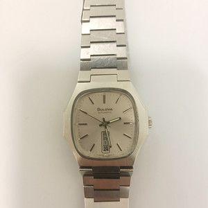 부로바오토메틱시계