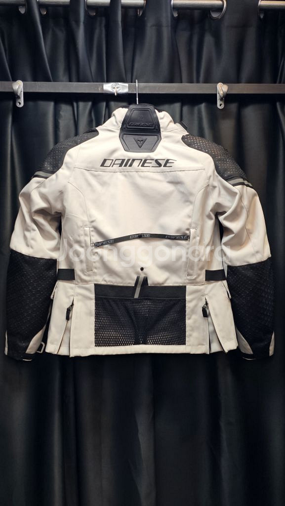 다이네즈 LADAKH 여성용 상하의 판매합니다--2