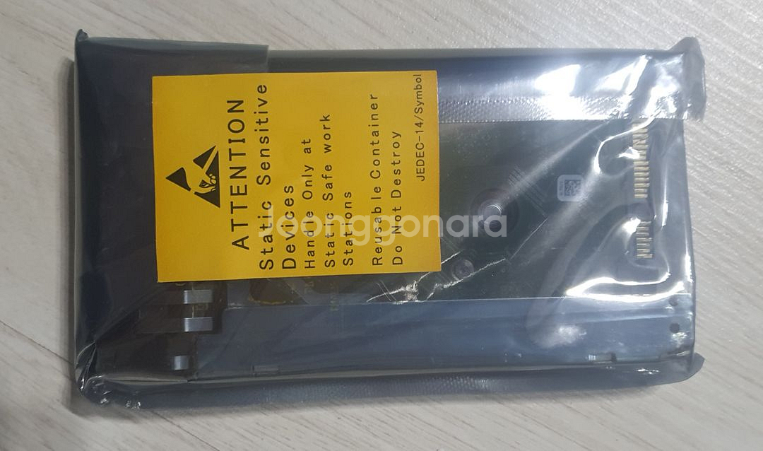 IBM 2.5인치 하드디스크 300G(새상품)--1