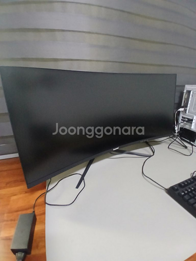 게이밍 34인치 커브드 WQHD 165HZ 거의세것--1