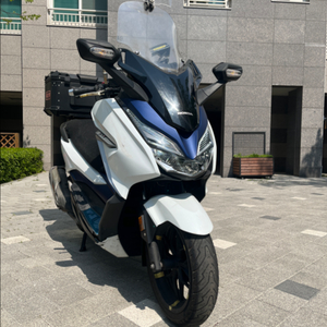혼다 포르자 300 cc 20년식 판매합니다
