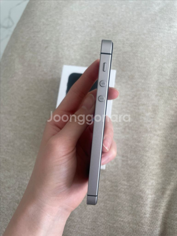 아이폰 se1 64기가 스페이스그레이--2