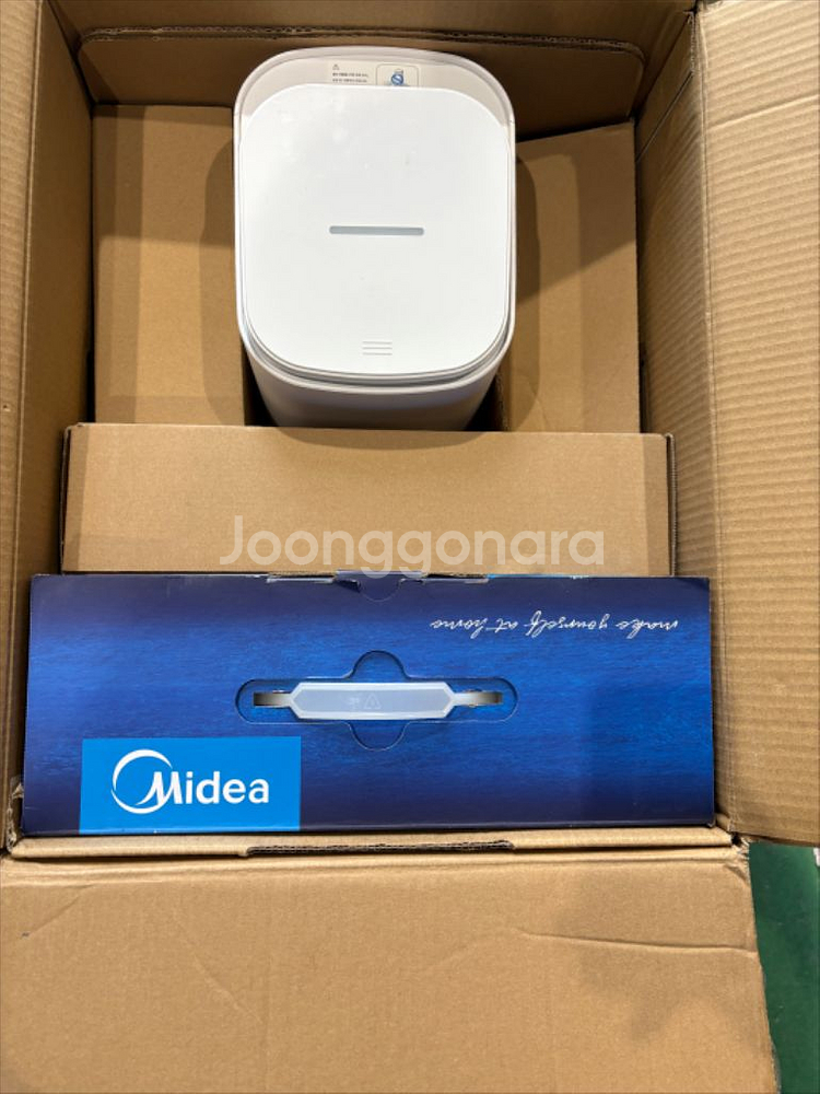 미디어s8+화이트 로봇청소기 팝니다!--2