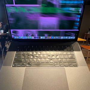 교환원해요. . 맥북 M1pro를 하드1테라급으로