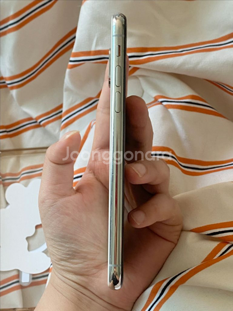 아이폰xs 64기가--3