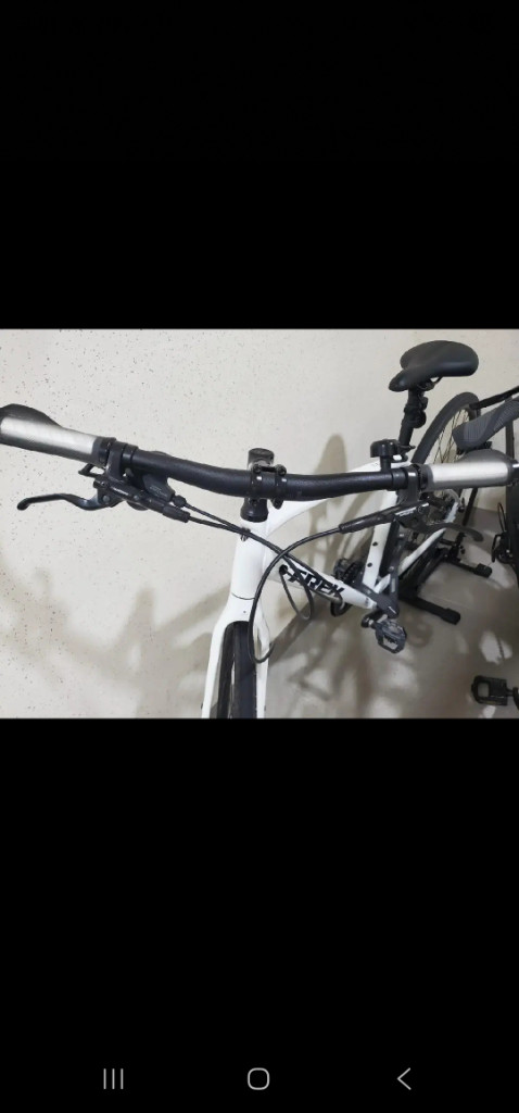 Trek Fx3 disc 자전거 이미지