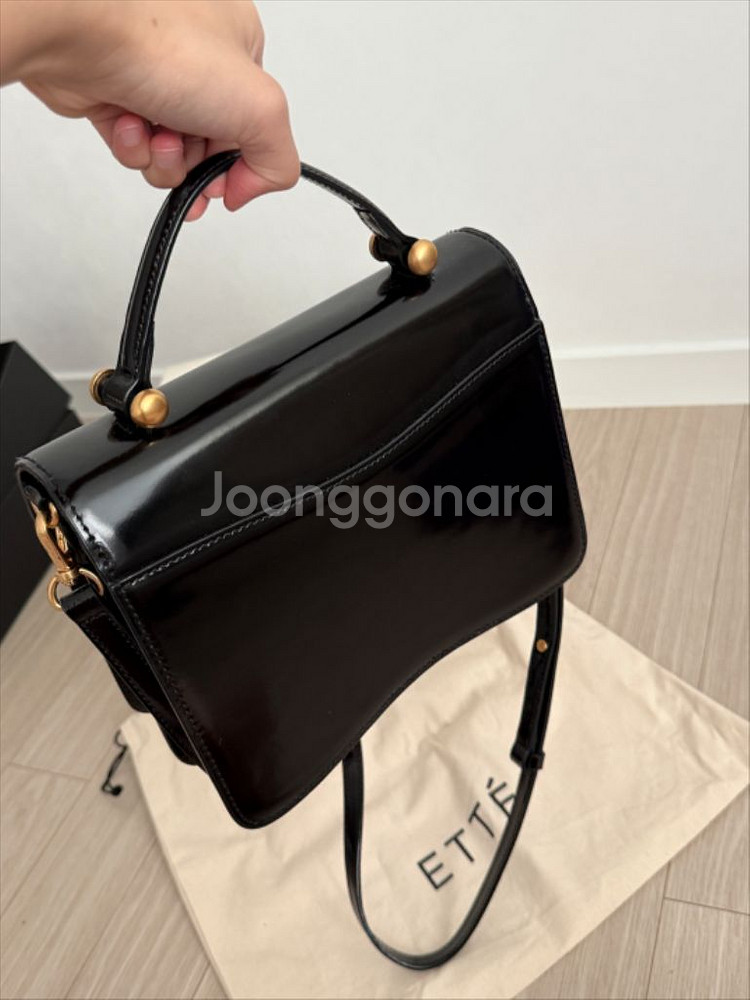 에떼 ette 코스메 스퀘어백 블랙 (원가35만)--4