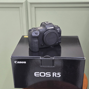 캐논 eos r5 판매합니다
