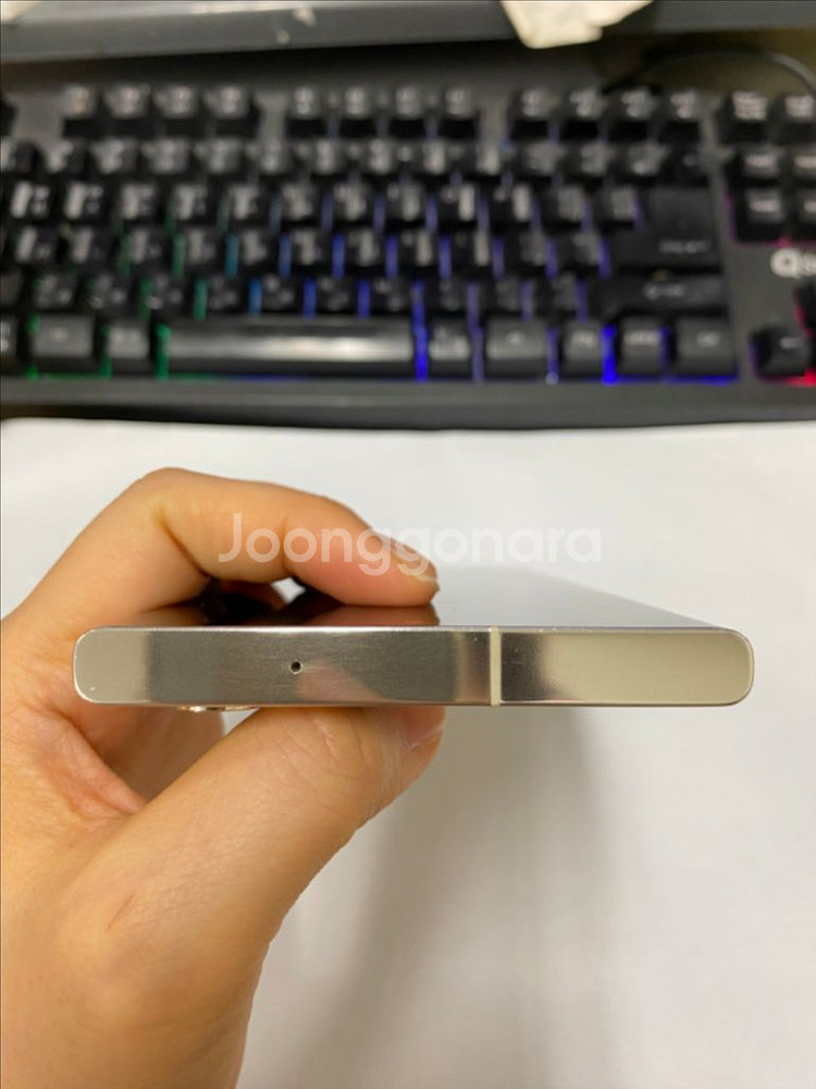 SK 갤럭시S23울트라 크림 외괸깔끔 256GB 무잔상--3
