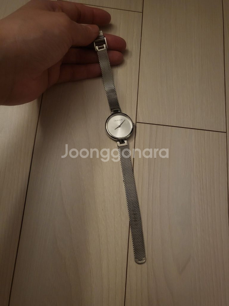 캘빈클라인 여성 메탈 실버 손목시계 단품--1