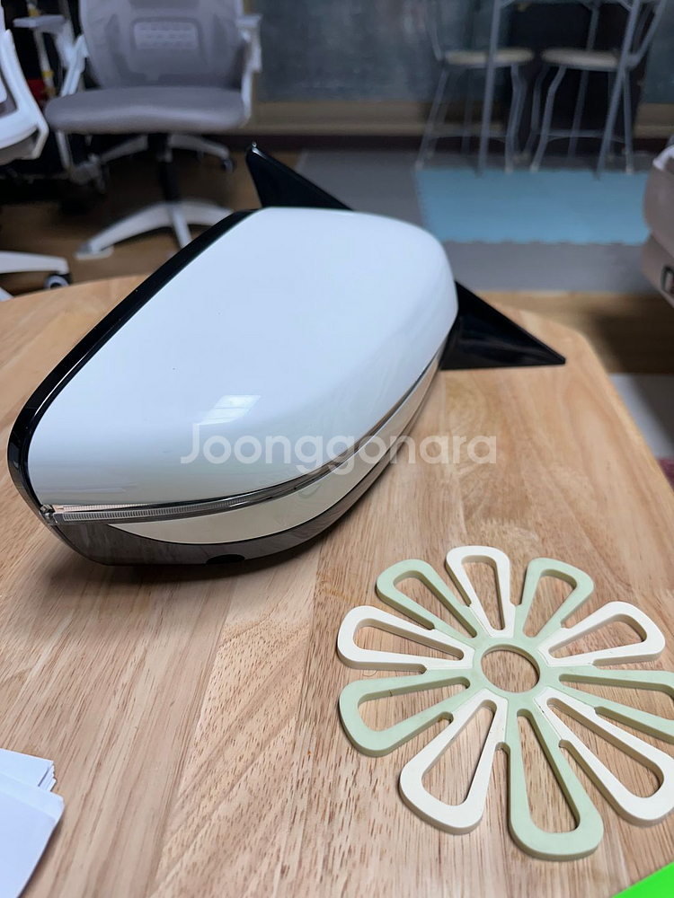 사이드 미러 G22 420i 보조석 흰색--4