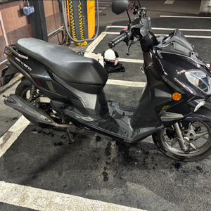 베넬리 젠제로125