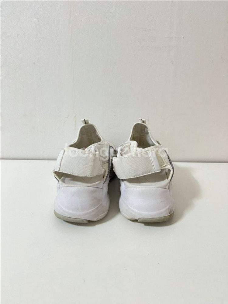 270 PROSPECS 스택스 키높이 샌들--1