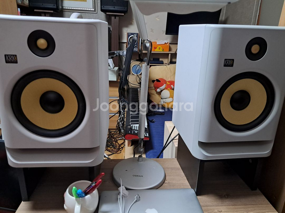 상태 최상 KRK 8인치 모니터 스피커 1조--0