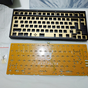 Exclusive E7-V1 블랙,화이트