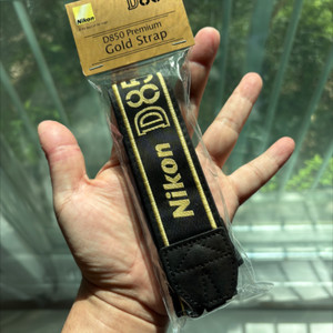 니콘 D850 프리미엄 골드 스트랩