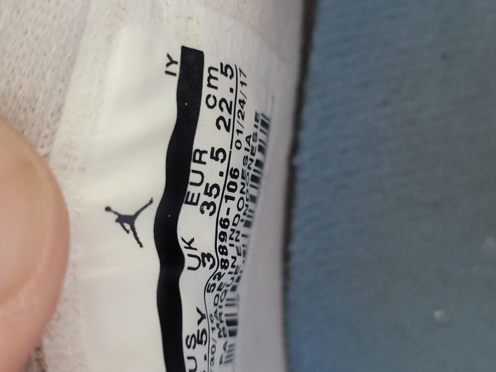 조던 11 레트로 로우 UNC 225mm 이미지