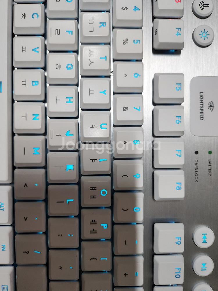 로지텍 G913TKL 화이트 택타일 판매(24년2월구매--0