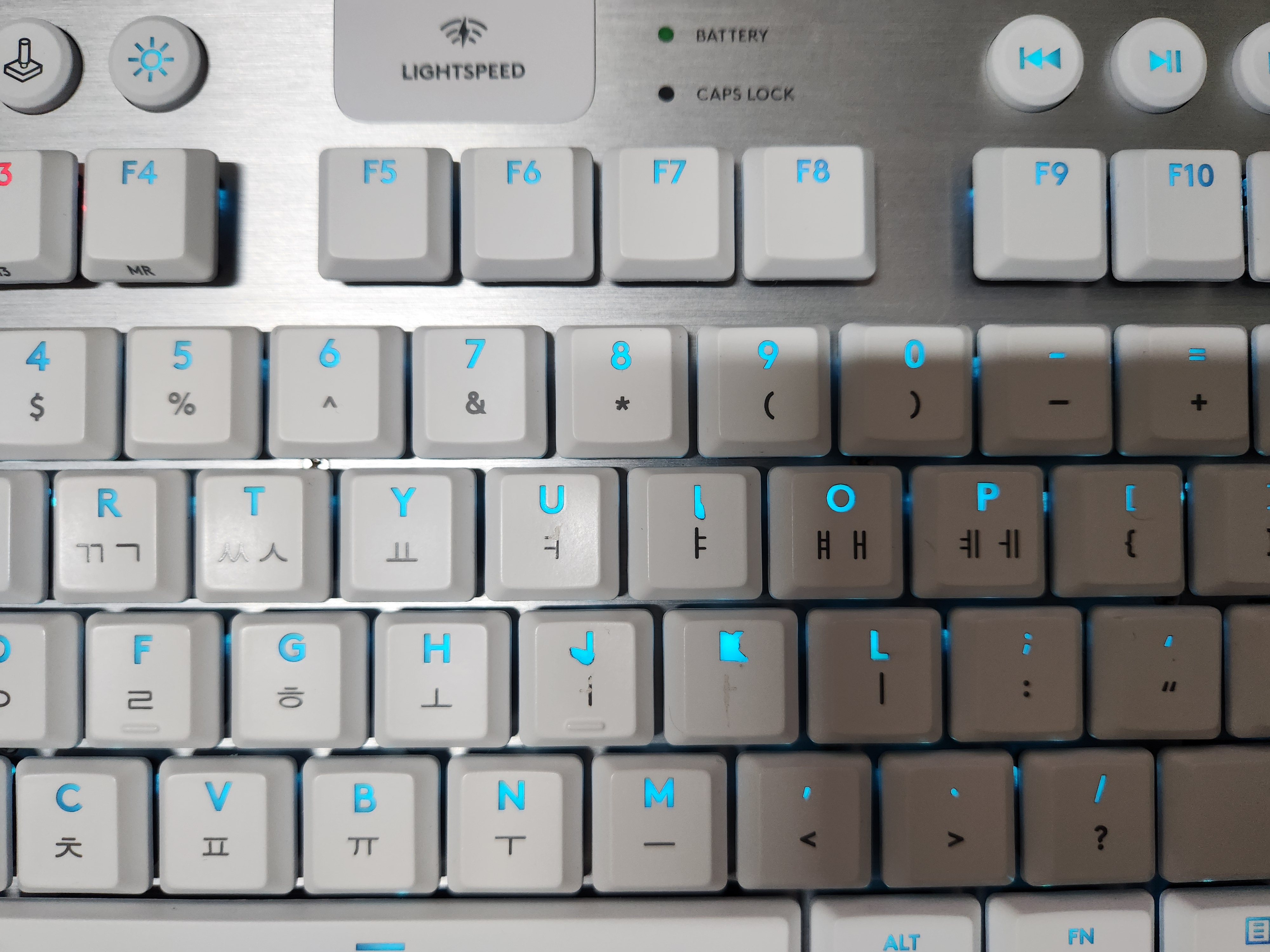 로지텍 G913TKL 화이트 택타일 판매(24년2월구매
