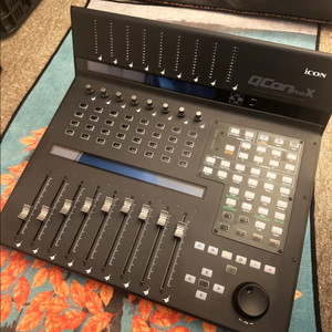 icon qcon pro x daw 컨트롤러