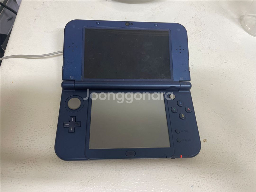 닌텐도 뉴3ds 뉴큰다수 판매합니다--1
