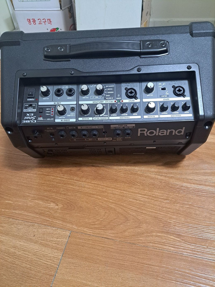 롤랜드큐브스트리트EX+ 슈어58 MIC + 엠프거치대 이미지