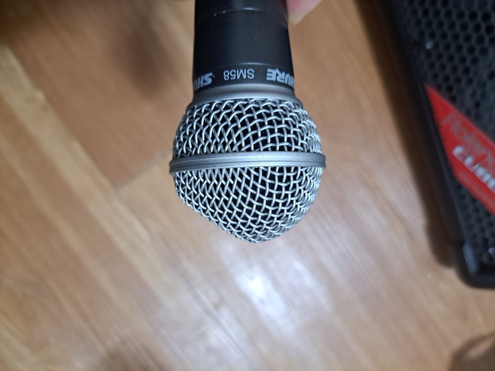 롤랜드큐브스트리트EX+ 슈어58 MIC + 엠프거치대 이미지