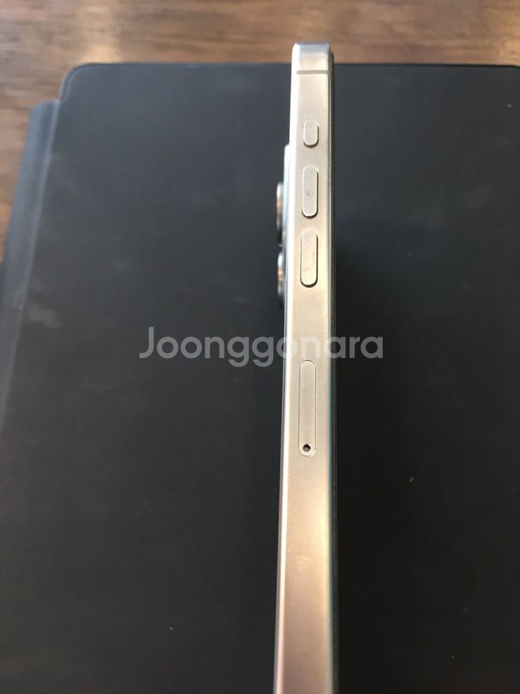 아이폰15프로 128g 팝니다--0