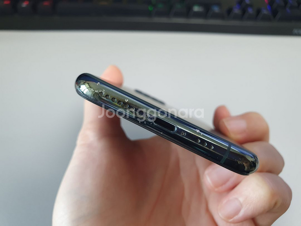 아이폰11 프로 / 256GB / 미드나이트 그린--8