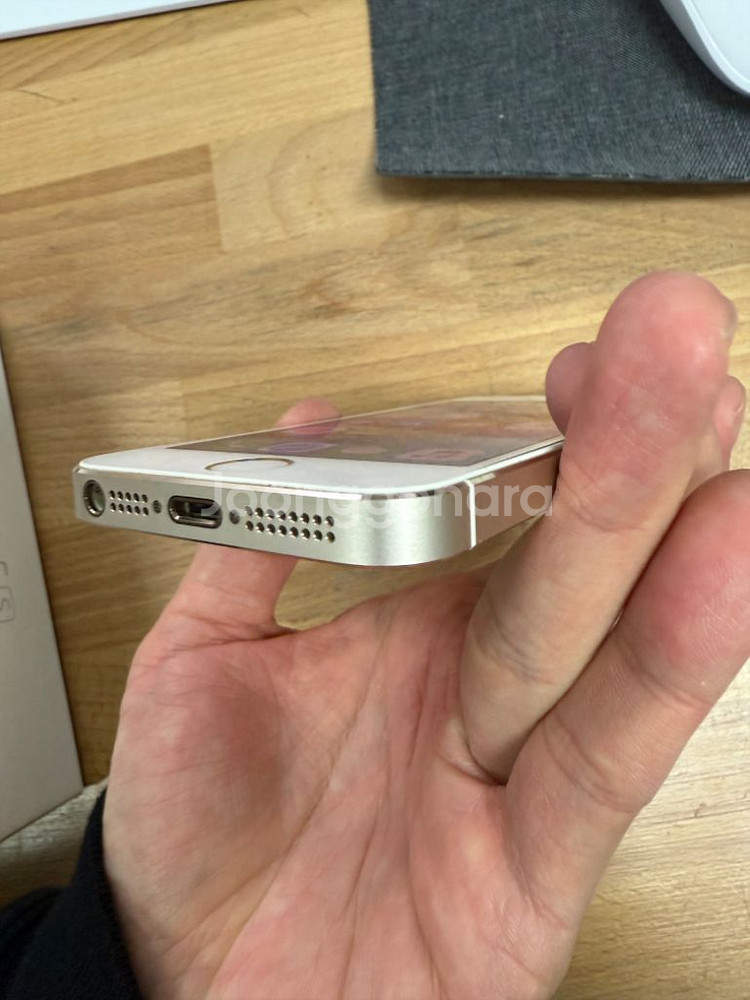 아이폰5s 골드 16GB 골드--6