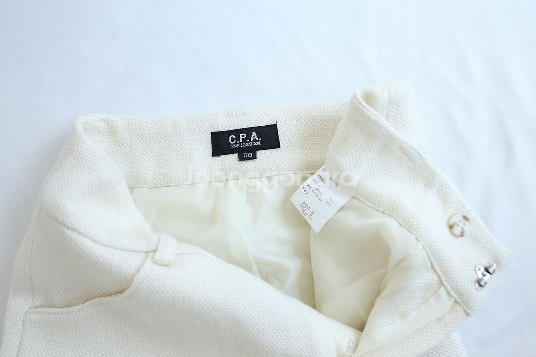 JPN C P A 화이트 반바지 27사이즈--4