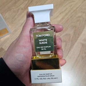 톰포드 화이트스웨이드 오드퍼퓸 50ml 새것