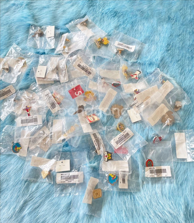 Supreme Pin 슈프림 핀,뱃지--2