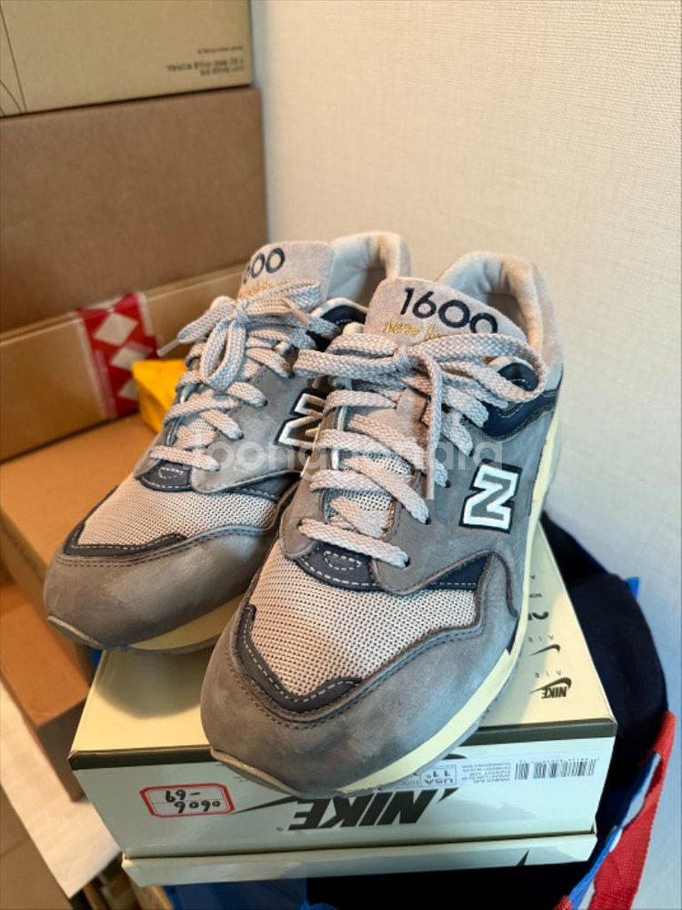 뉴발란스 1600 빈티지 그레이 280 사이즈--1