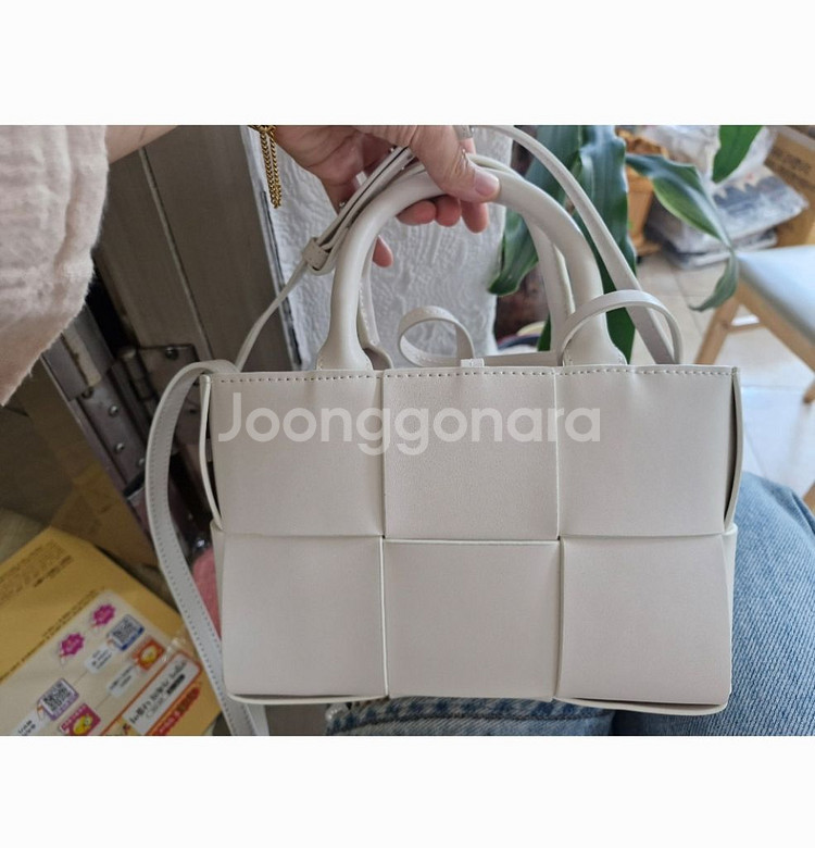 딘트에서 산 가방팝니다--1