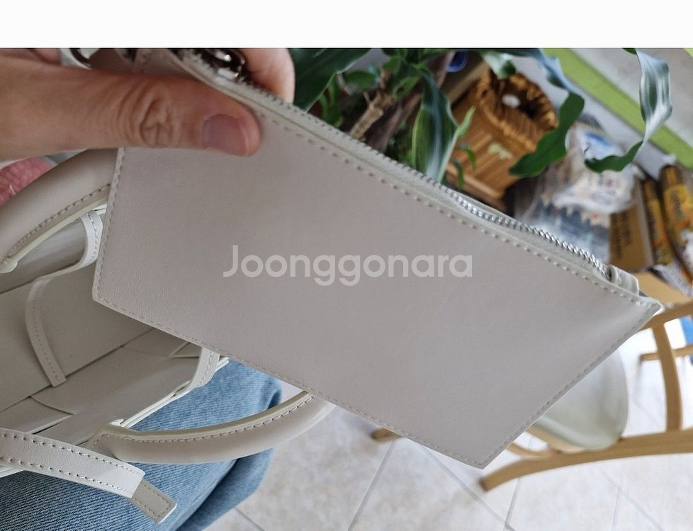 딘트에서 산 가방팝니다--3