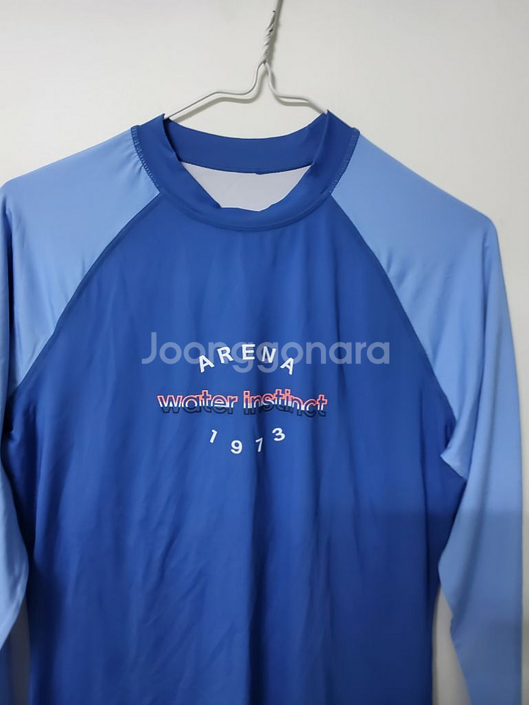 여성 아레나 래쉬가드 (새상품.사방스판95-100)--1