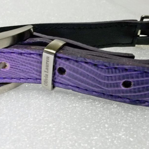 올리비아 허스러 벨트