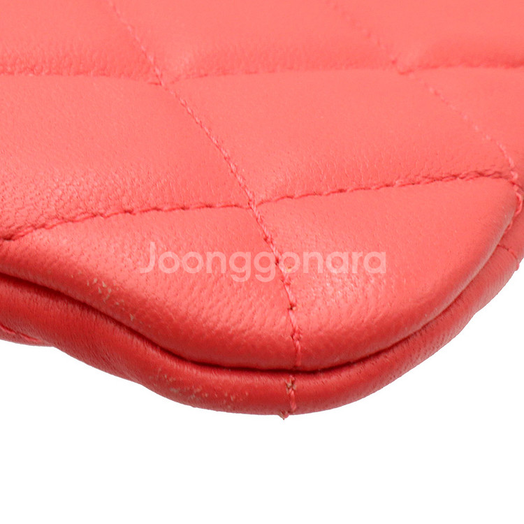 샤넬 레드 클래식 램스킨 뉴미듐 금장 클러치--2