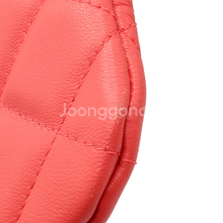 샤넬 레드 클래식 램스킨 뉴미듐 금장 클러치--4