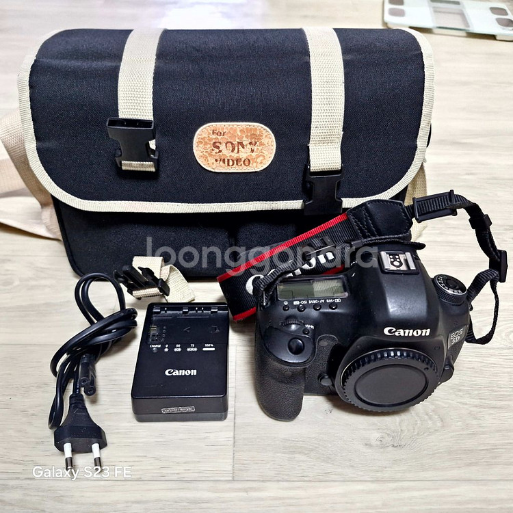 캐논 EOS 5D Mark III 직거래 70만원--2