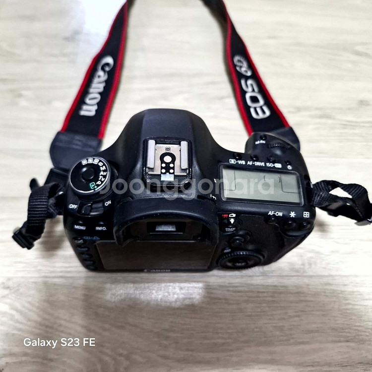 캐논 EOS 5D Mark III 직거래 70만원--6